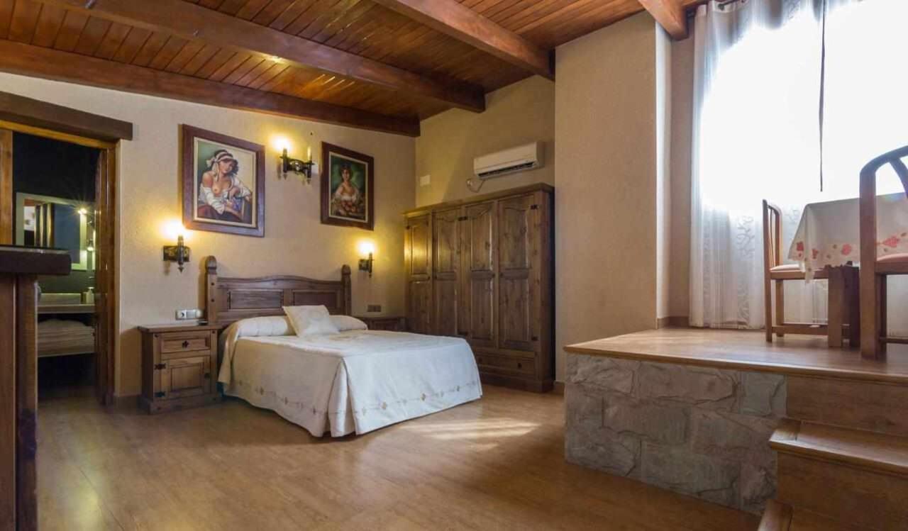Casa Rural La Del Alba Seria Argamasilla de Alba Exteriör bild