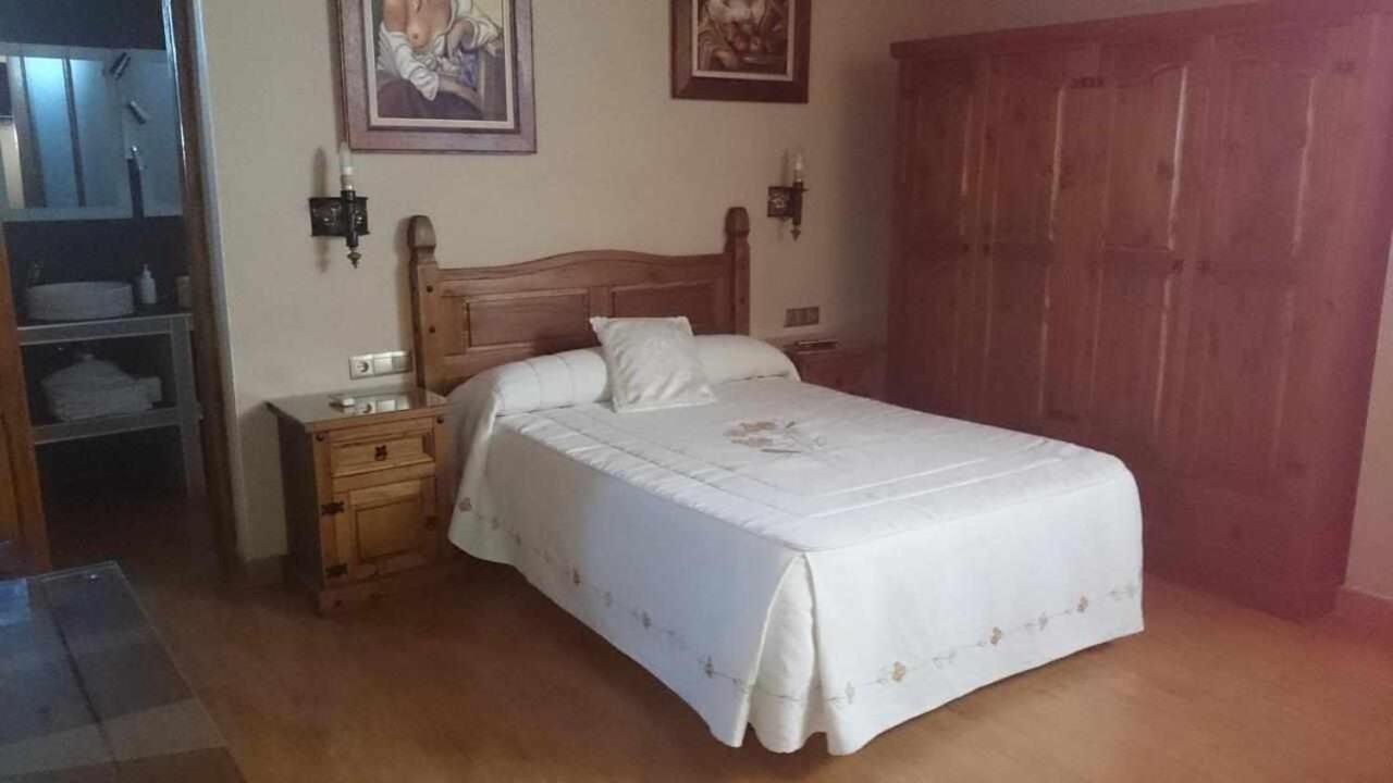 Casa Rural La Del Alba Seria Argamasilla de Alba Exteriör bild
