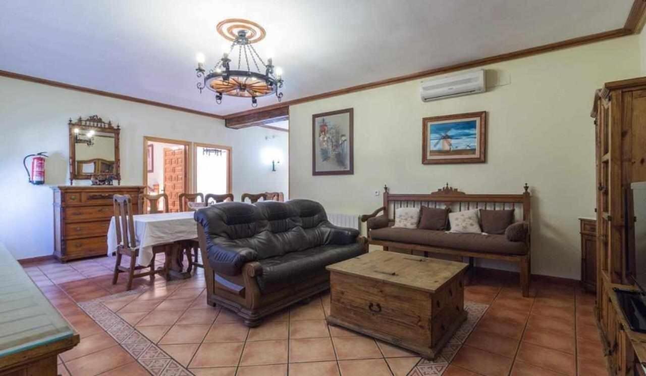 Casa Rural La Del Alba Seria Argamasilla de Alba Exteriör bild
