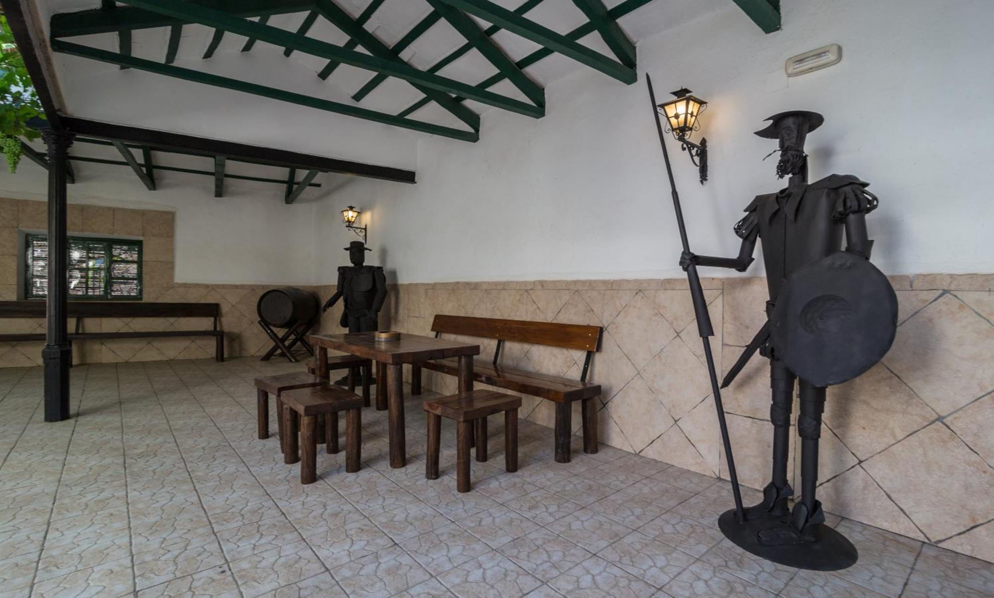 Casa Rural La Del Alba Seria Argamasilla de Alba Exteriör bild
